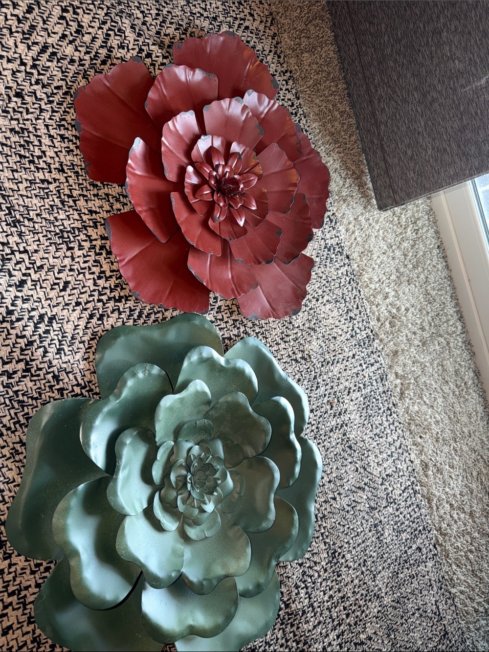 Metal Wall Flower Pair — Red and Green Decorative Flowers for Walll